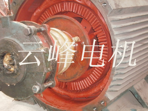300KW起重电机总装中